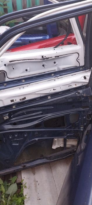 Запчясти на мерседес