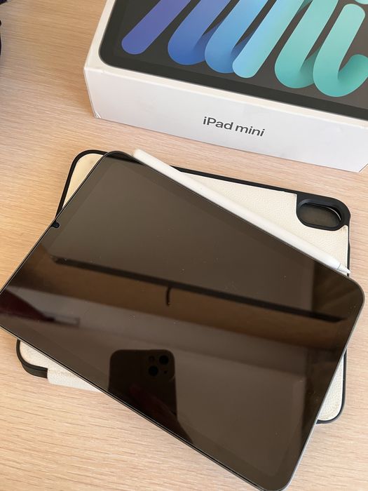 Продам планшет Ipad mini +apple pencil