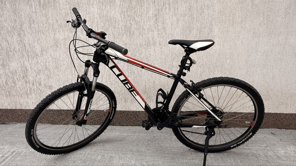 Bicicleta Cube si X-Fact