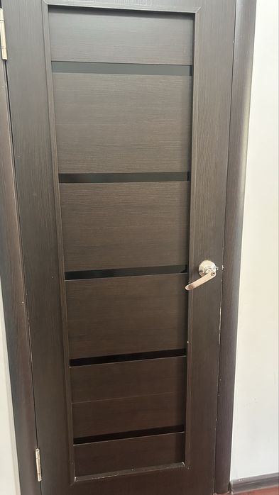 Продам дверь межкомнатную 70