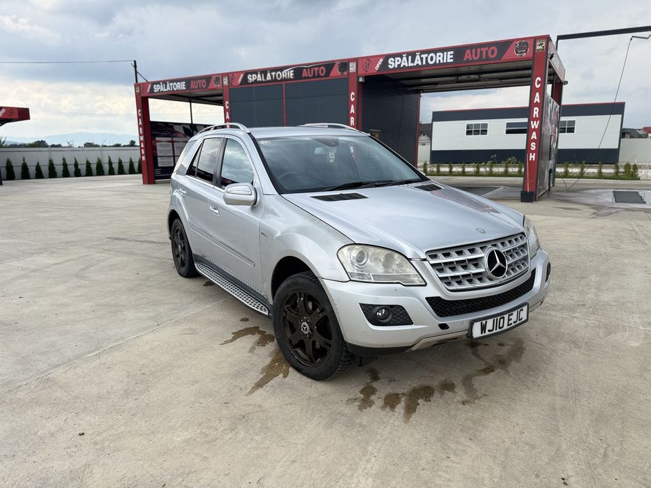MERCEDES-BENZ ML-Class 2010
