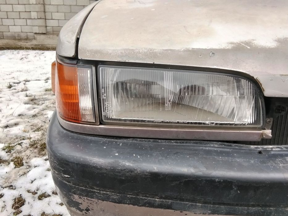 Мазда 323 на разбор