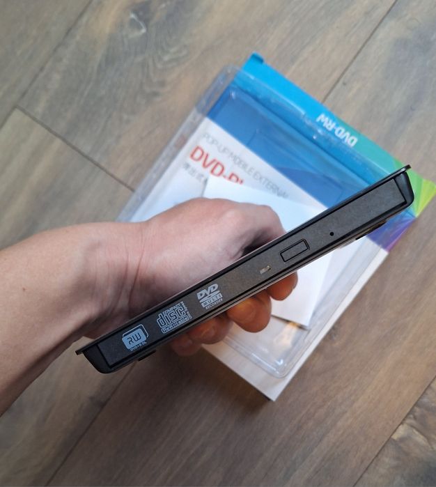 Външно DVD записващо устройство, DVD ± RW DVD ± R DV