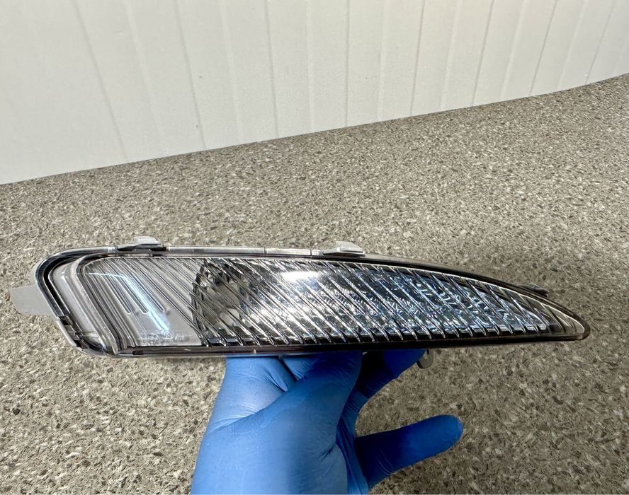 Semnalizare Dreapta Opel Astra J