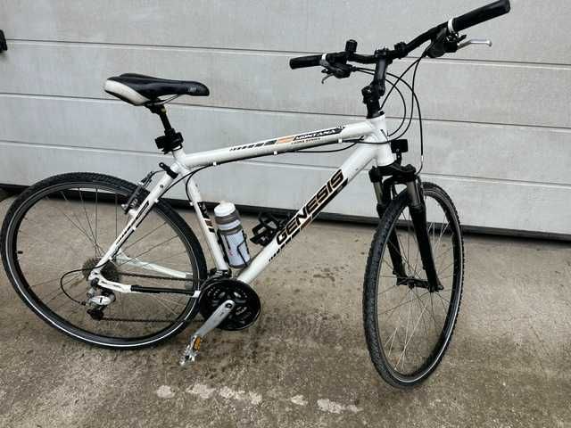Vreau sal vind bicicleteVand Bicicleta Dama KTM City Line 7 Genesis Montana Cross Series 28 trekking
