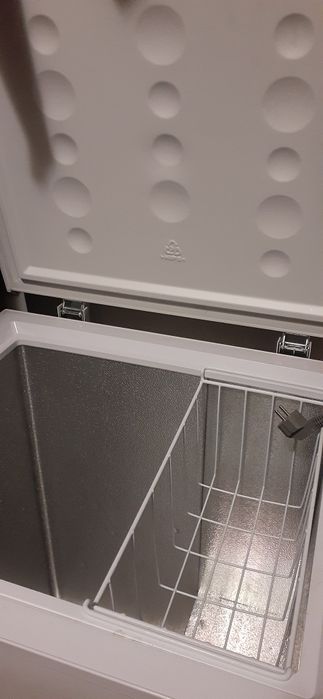 Продаю морозильную камеру даушер