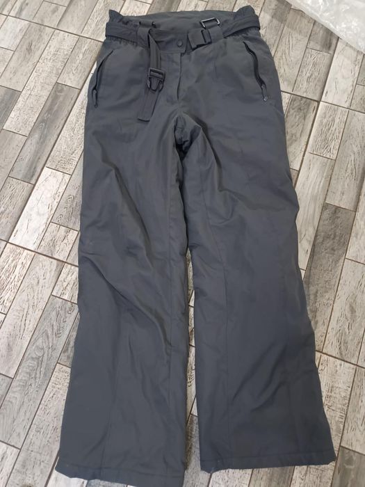 Salopeta ski ,pantaloni zăpadă