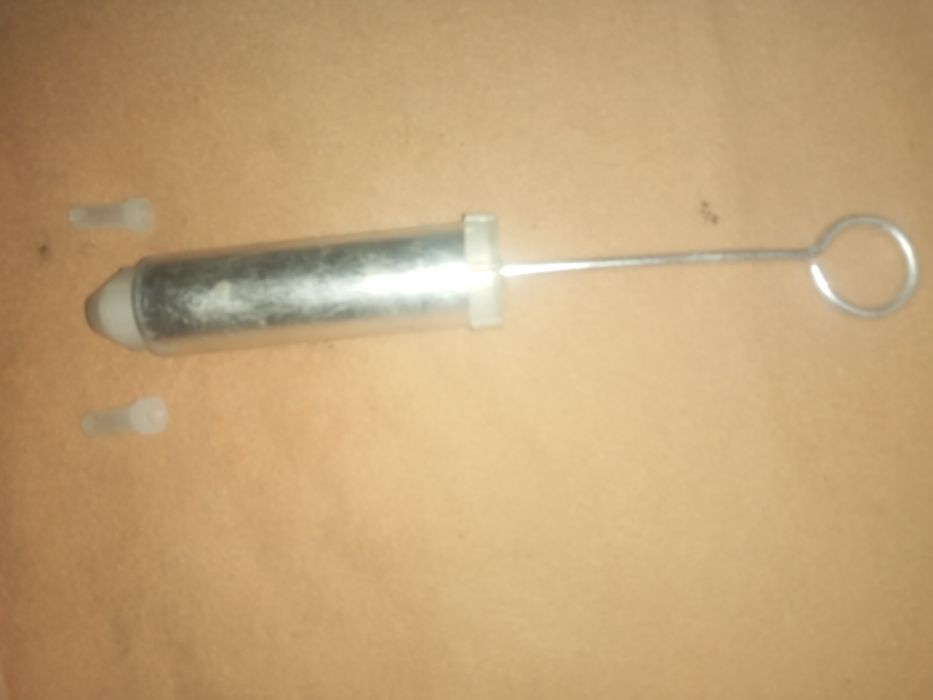 Продам шприц для крема