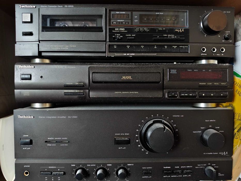 Technics Аудио Усилвател, Дек и Сиди Плейър
