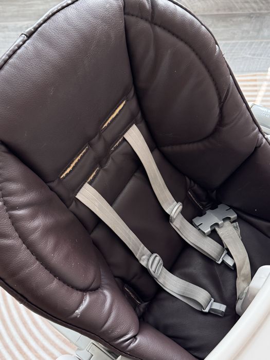 Продам стульчик для кормления peg perego tatamia