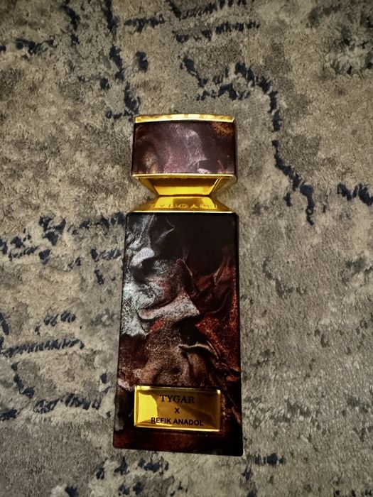 Духи, парфюм Tyger x Refik anadol