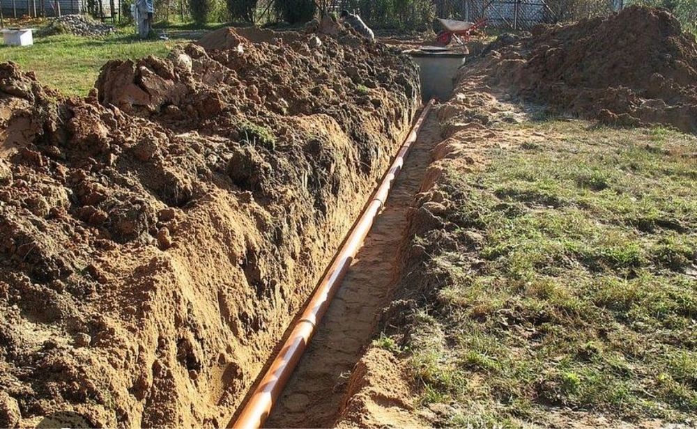 Септик под ключ.Копка транщей