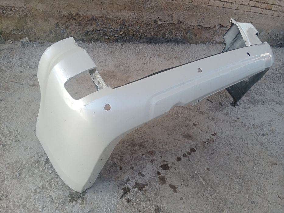 Бампер Toyota L 200