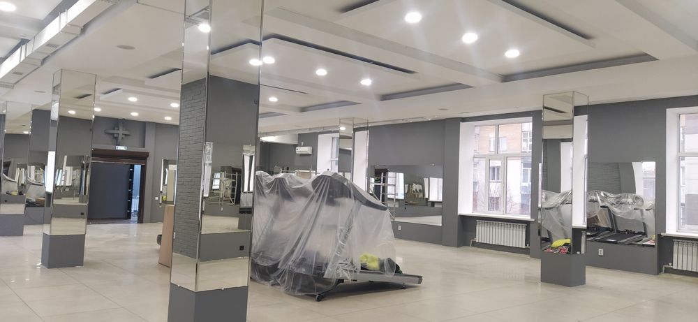 Покраска стен и потолков