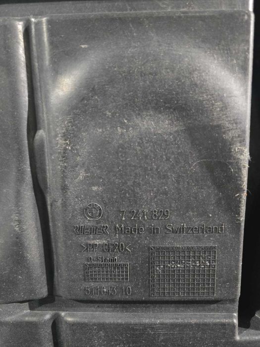 Carenaj roată apărătoare noroi stânga dreapta BMW seria 1 f20 f21 xy