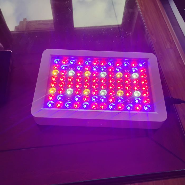 Lampa led acvaristica plante sera