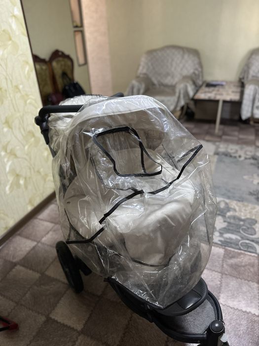 Продаю детскую коляску