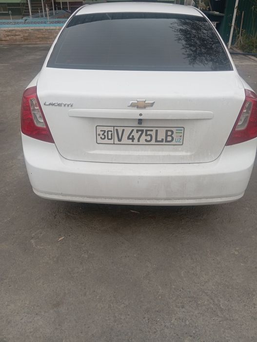 Lasetti 1.8 oq yili2011