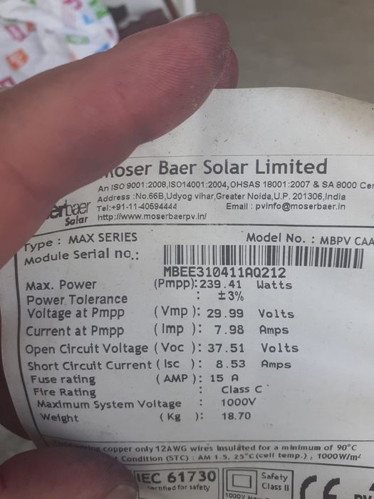 Vand panouri fotovoltaice 240w