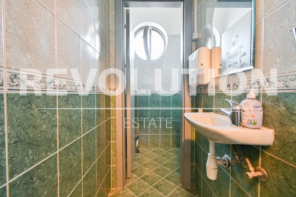 Дава се под наем Офис в София, Манастирски ливади - 466 кв.м за 3450 € - Снимка #12