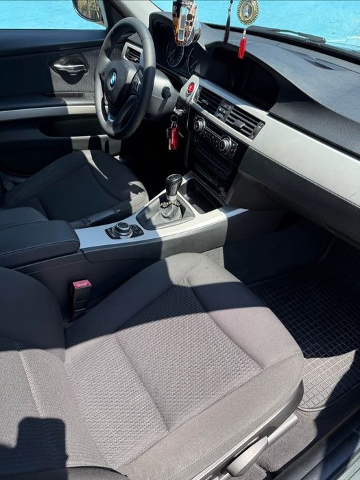 BMW 3 Series 2009 — imagine 5