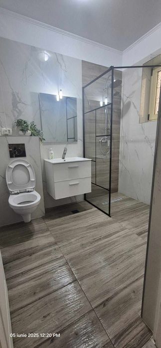 Închiriez garsonieră ( studio) în Mamaia Nord