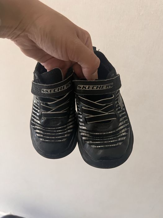 детские кросовки Skechers