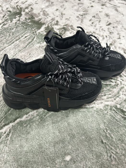 Vand versace chain reaction