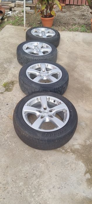Jante cu cauciucuri 2 de iarna 2 mixre  pret 1100 de lei