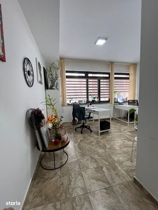Apartament 4 camere superb se poatea face spatiu comercial Metalurgiei