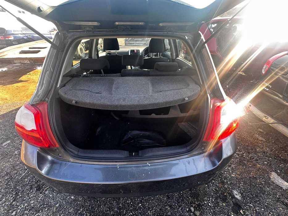 НА ЧАСТИ Toyota Auris 2010г 1.6 Valvematic – За части  132 к.с  Бензин