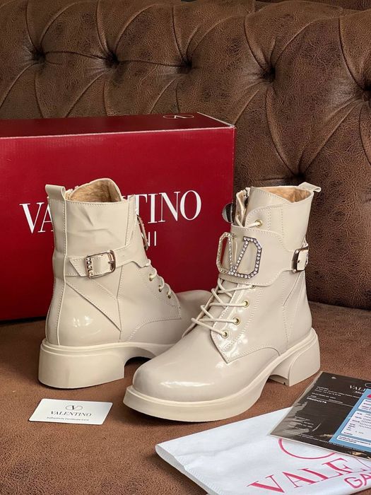 Ghete dama Valentino