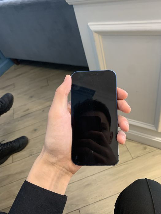 Продам айфон 12  памят 64 акп 71