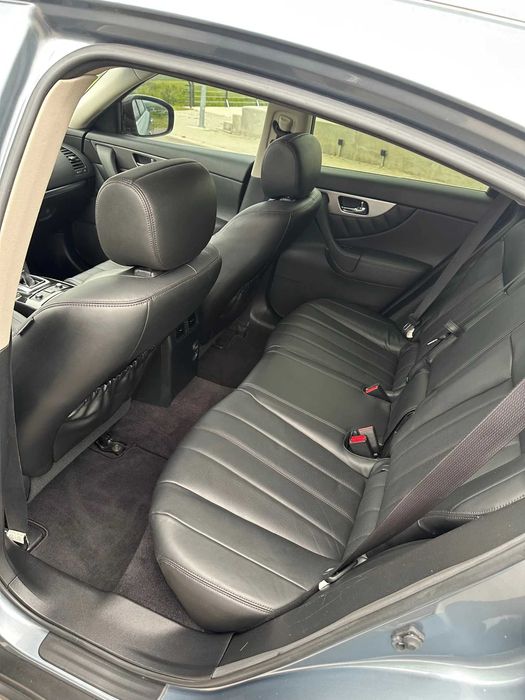 INFINITI QX70 3.7 V6 AWD, модел 2017 г., на реални 99300 км,