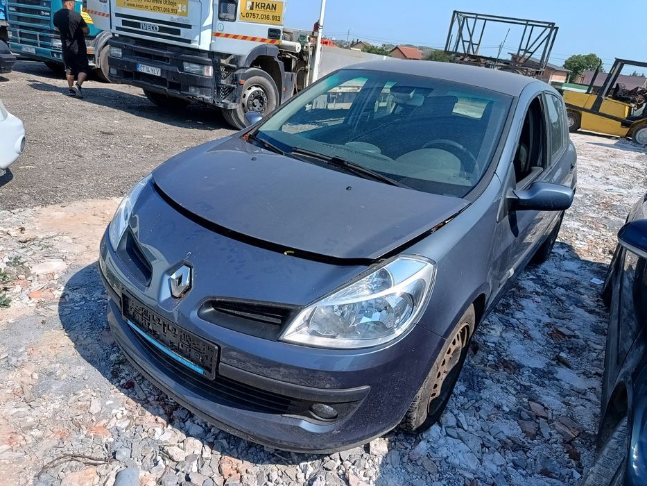 Dezmembrari Renault CLIO 3 (2005-2012) 1.5 dCi (KR0G) Motorina
