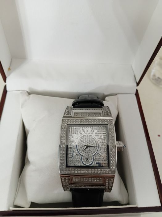 Бриллиантовые часы