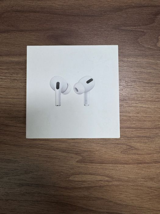 Наушники AirPods Pro