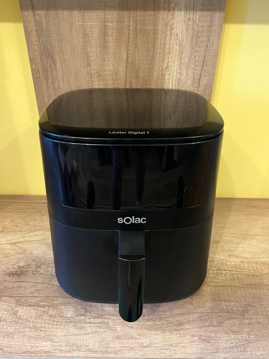 Фритюрник с горещ въздух Solac Leviter Digital 7, 7литра