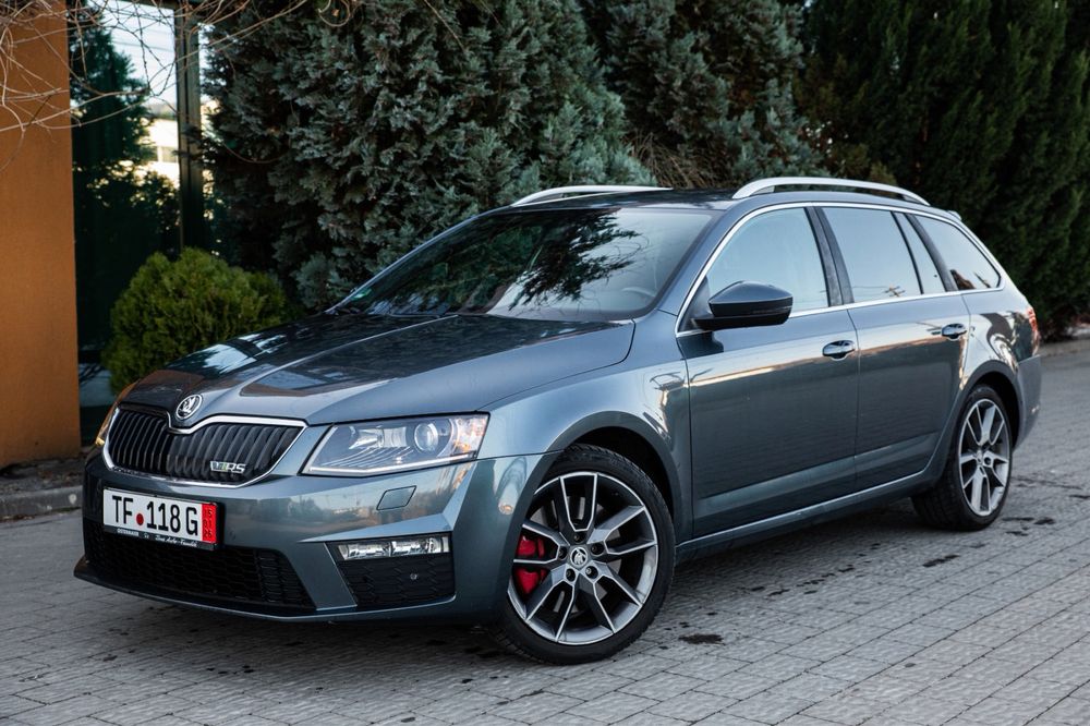 Skoda Octavia vRS / 184hp / Automat / 2015