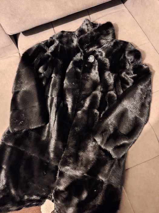 Продам шубу размер 48-50