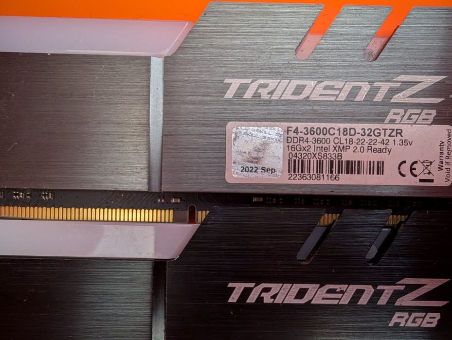 32GB DDR4 RAM памет: G.Skill Trident Z RGB, DDR4-3600 CL18