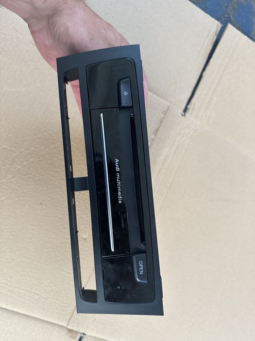 Modul navigatie mmi 3G PLUS audi a4 b8 a5 q5 2013 8R2035666B