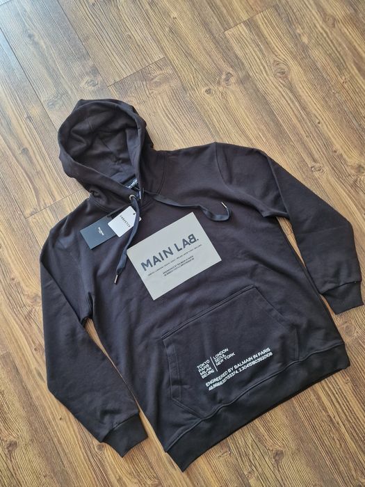 Страхотна мъжка блуза суитчър с качулка размер S M L XL 2XL

Размер S,