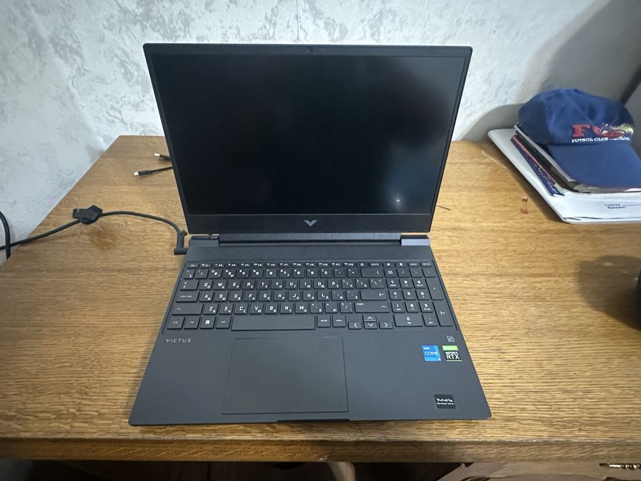 Продам hp victus игровой ноутбук