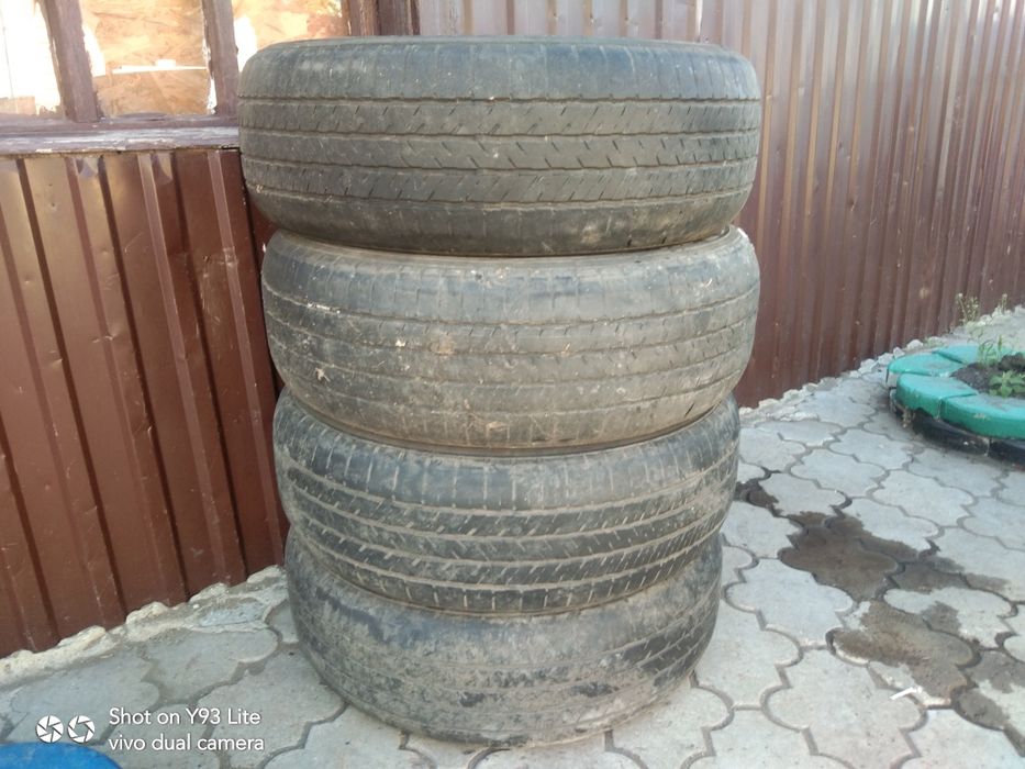 Резина на автомашину б/у