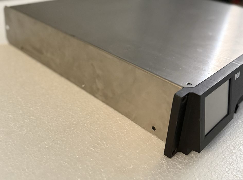 Vand amplifixator D&B Audiotechnik D20