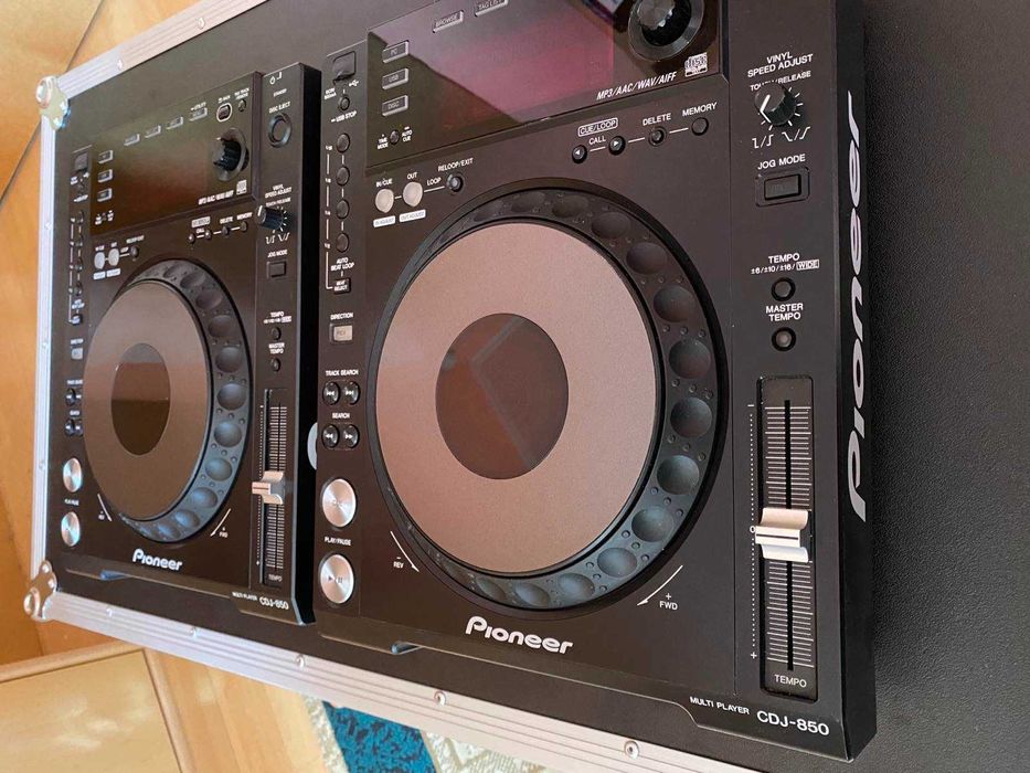 2 x DJ Player Pioneer CDJ 850K