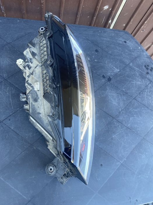 Far stanga full led skoda superb 3 facelift b8 2019-2022