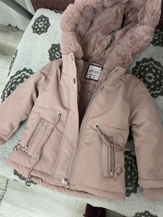 Geacă fetițe pentru iarna