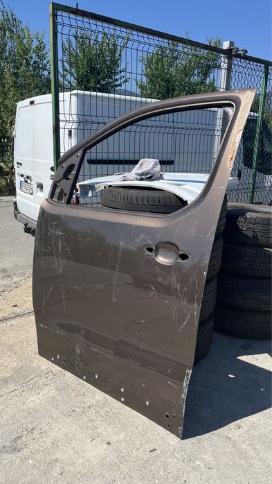 Предна дясна, и задна лява врата Toyota Proace, Citroen Jumpy, Peugeot